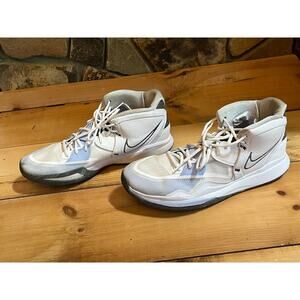 Nike kyrie infinity smoke & mirrors running basketball shoes.white/babyblue 13.5